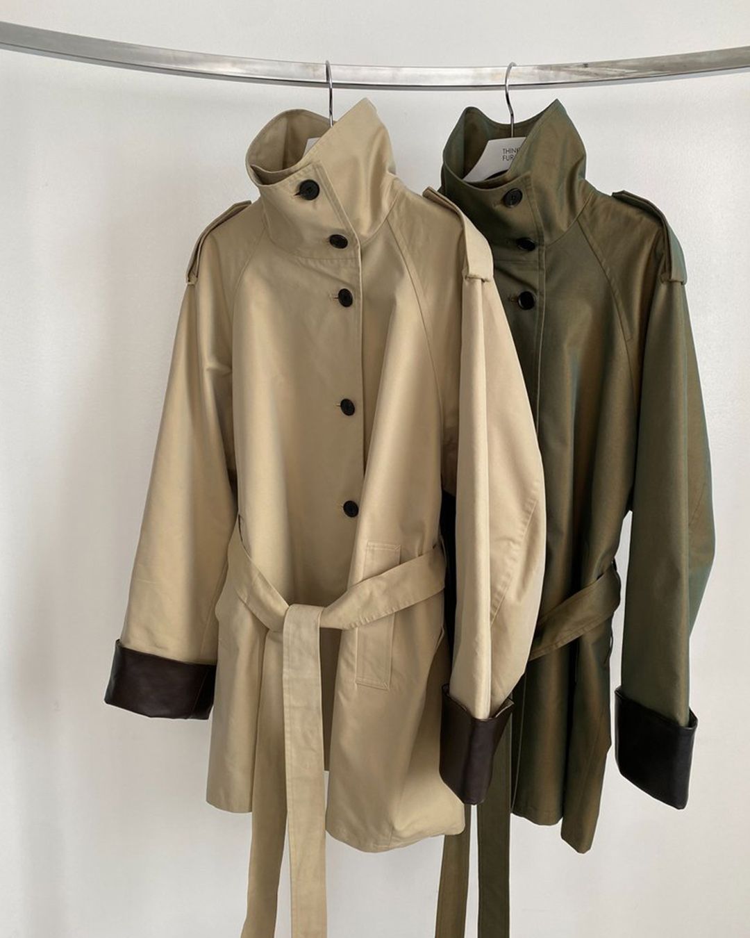 【先行予約】【26TH-05】スタンドカラートレンチコート (ベージュ) Stand collar trench (Beige) /  エコファー  /  フェイクファー 【受注期間6/14 23:59まで】