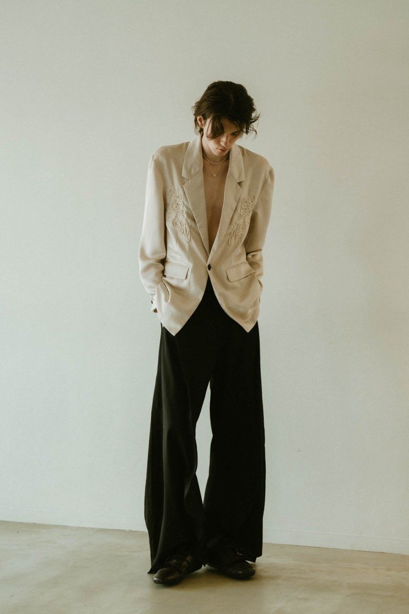 embroidered satin jacket / エンブロイド サテンジャケット (アイボリー) / 25SS