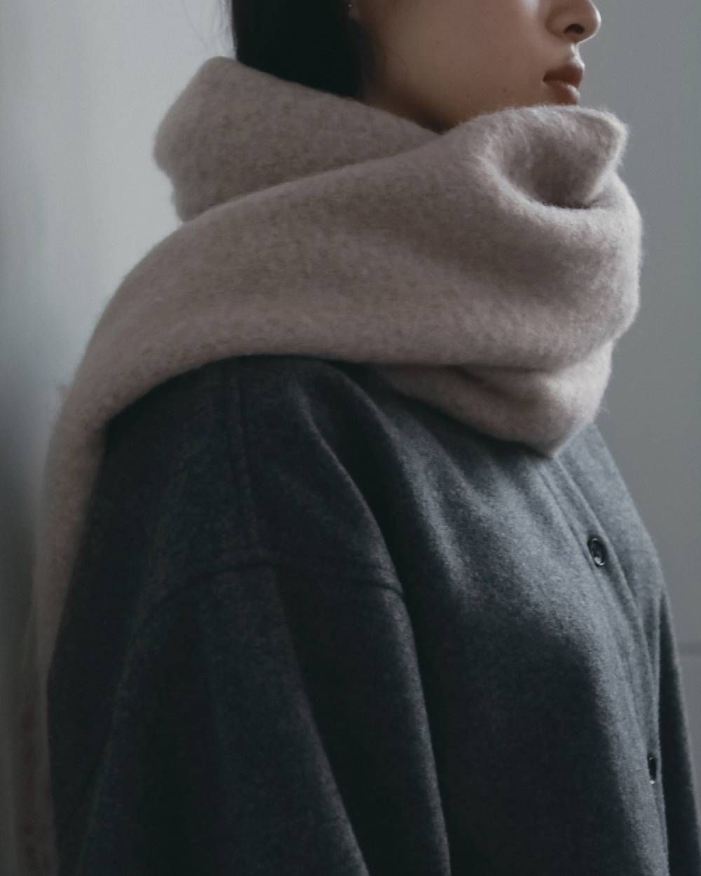 ソフトフリンジ ストール (ピンク) Soft Fringe Stole (Pink) / 26AW 【6月29日まで期間限定予約】