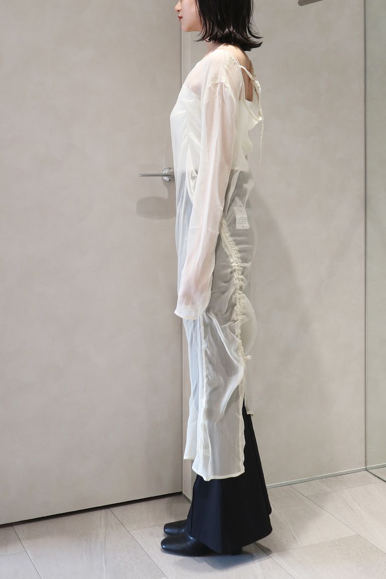 163cm 着用:フリー (店内照明)