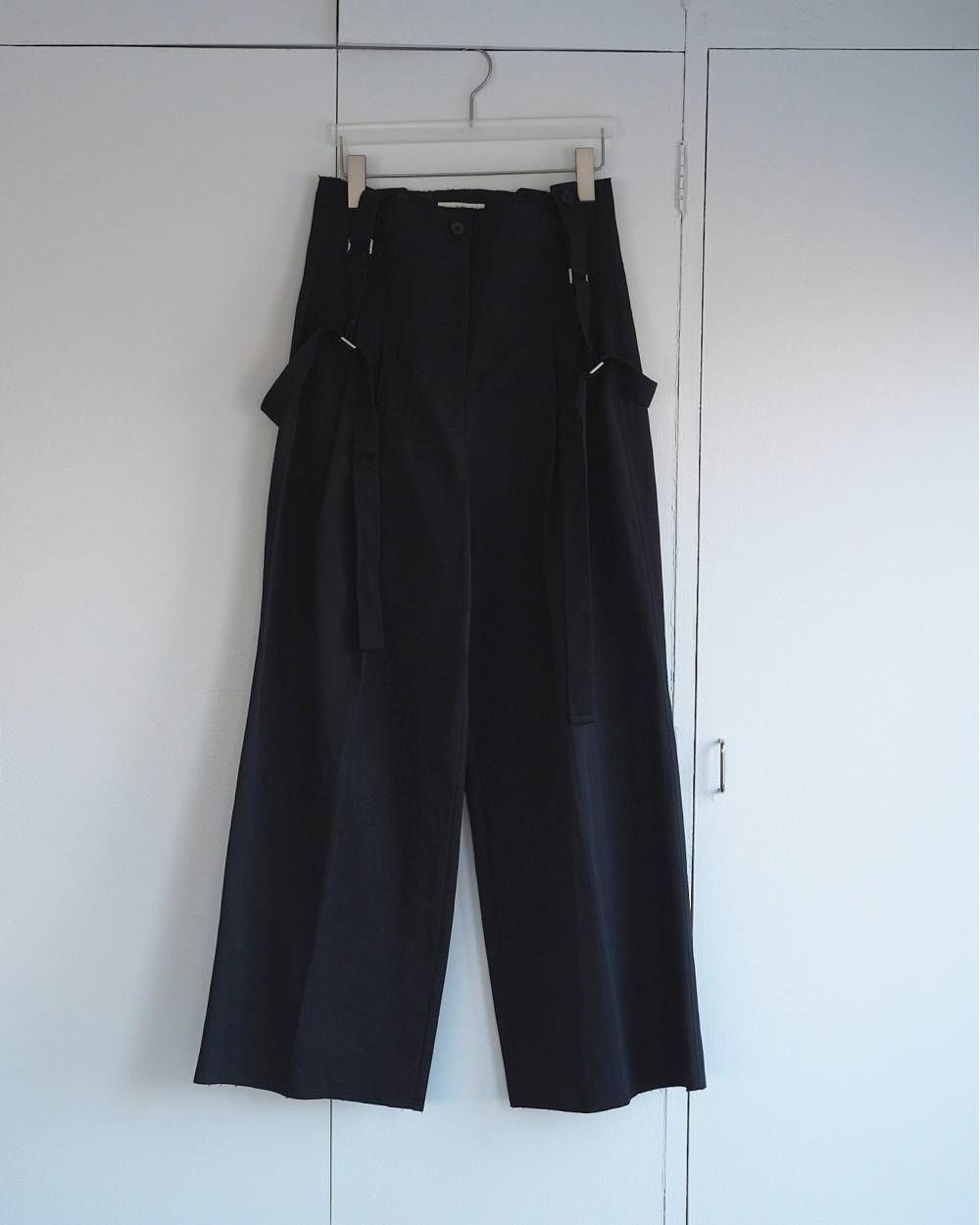 サスペンダー ワイドパンツ (ブラック) Suspenders Wide Pants (Black) / 26SS