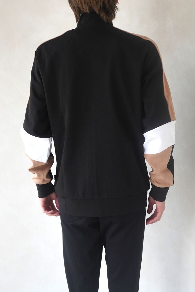 176cm 64kg 着用:M