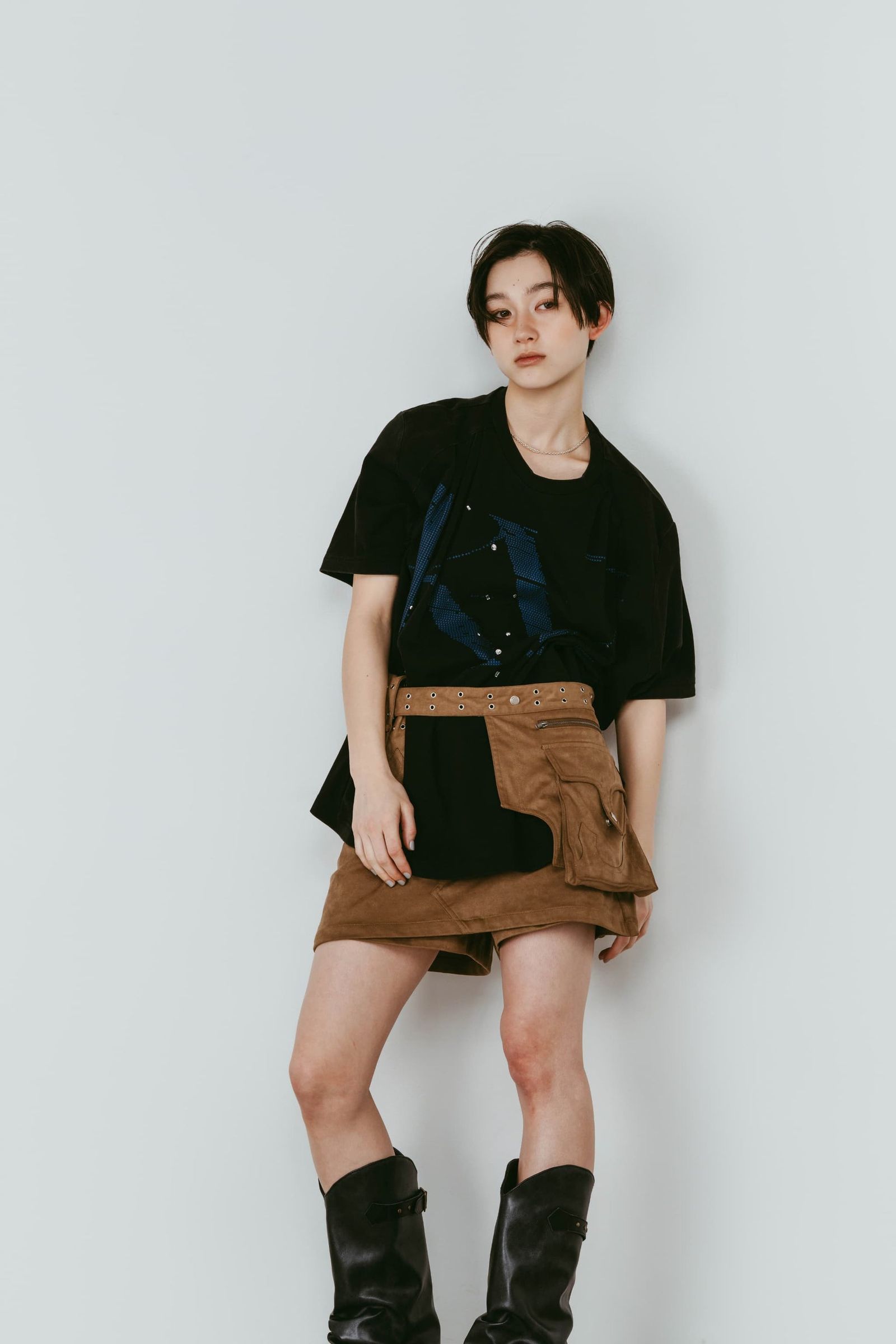 タック オーバーサイズTシャツ (ブラック) tuck detail oversized tee(unisex) (Black) /  26SS