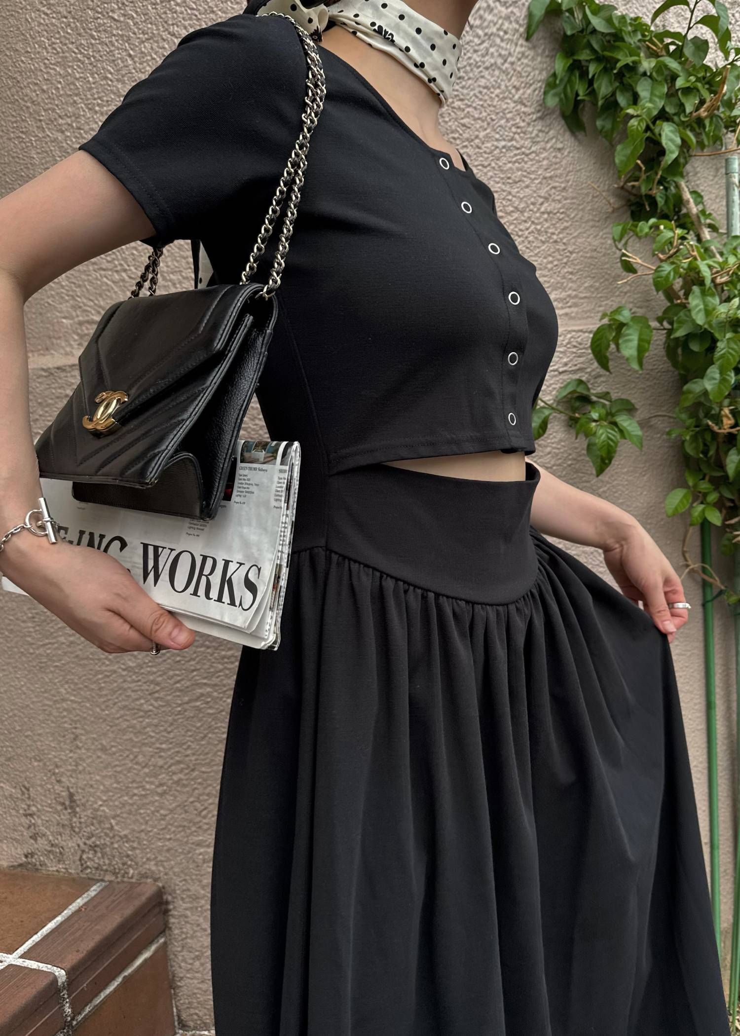 ヘルシーカット ワンピース (ブラック) healthy cut out waist snap button OP (Black) /  26SS