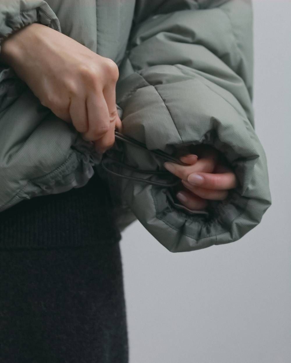 スタンドカラーダウンジャケット (オリーブ) Standcollar Down Jacket (Olive) / 26AW 【6月29日まで期間限定予約】