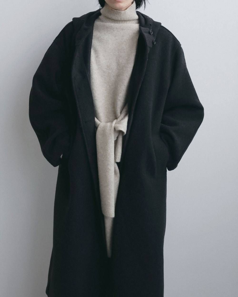 ウールフーディコート (ブラック) Wool Hoodie Coat (Black) / 26AW 【6月29日まで期間限定予約】