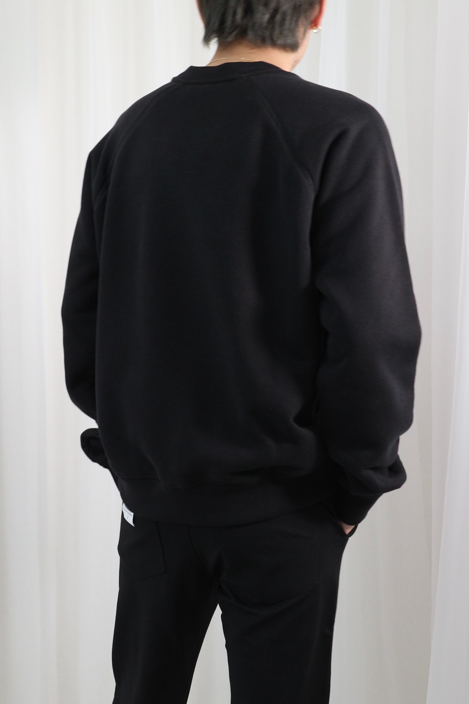 EMBOSSED LOGO SWEAT PULLOVER / エンボスロゴスウェットプルオーバー / ユニセックス (ブラック)