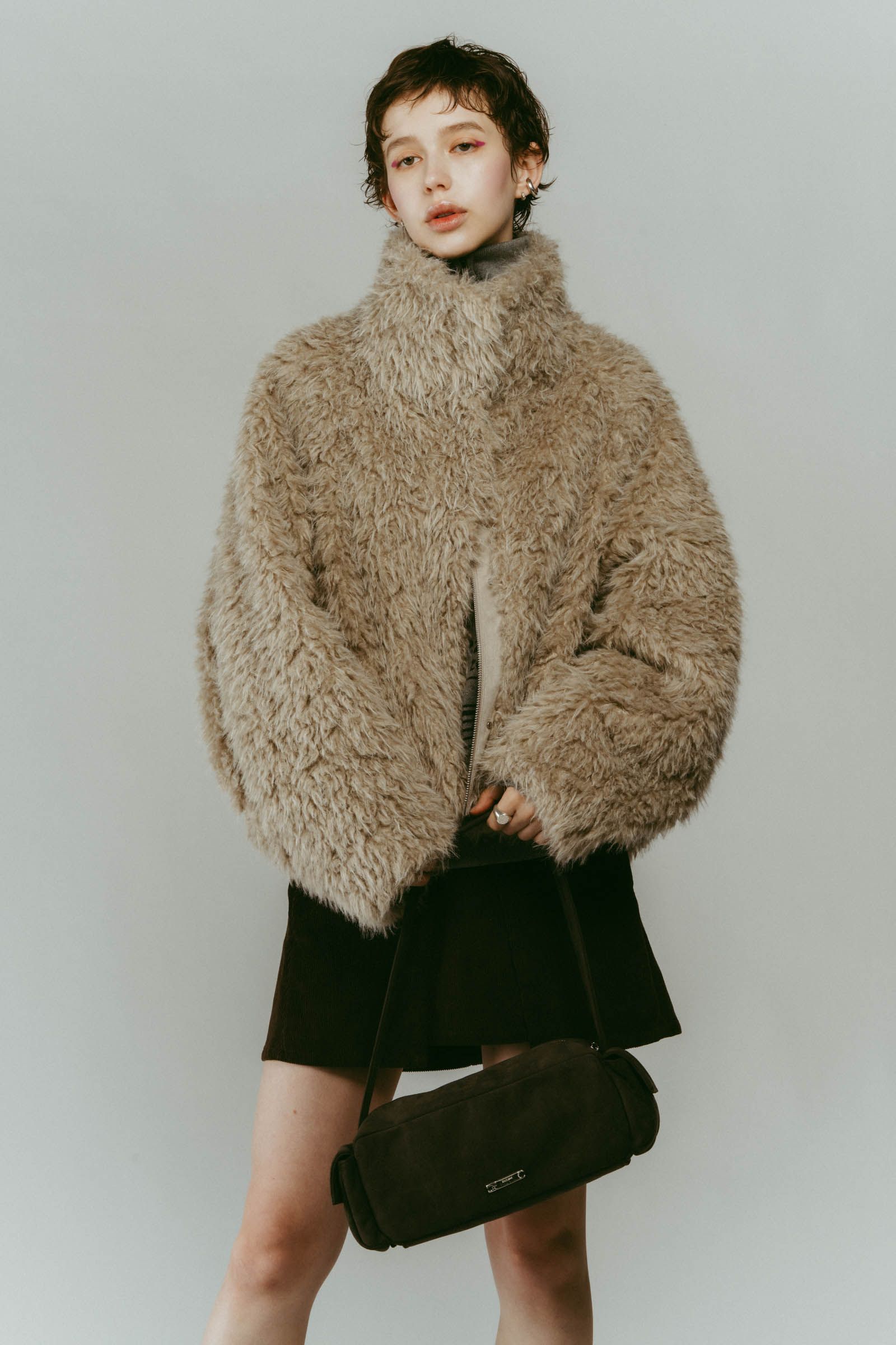 rectangle suede shoulder bag / レクタングル スエードショルダーバッグ (チャコール) / 25AW