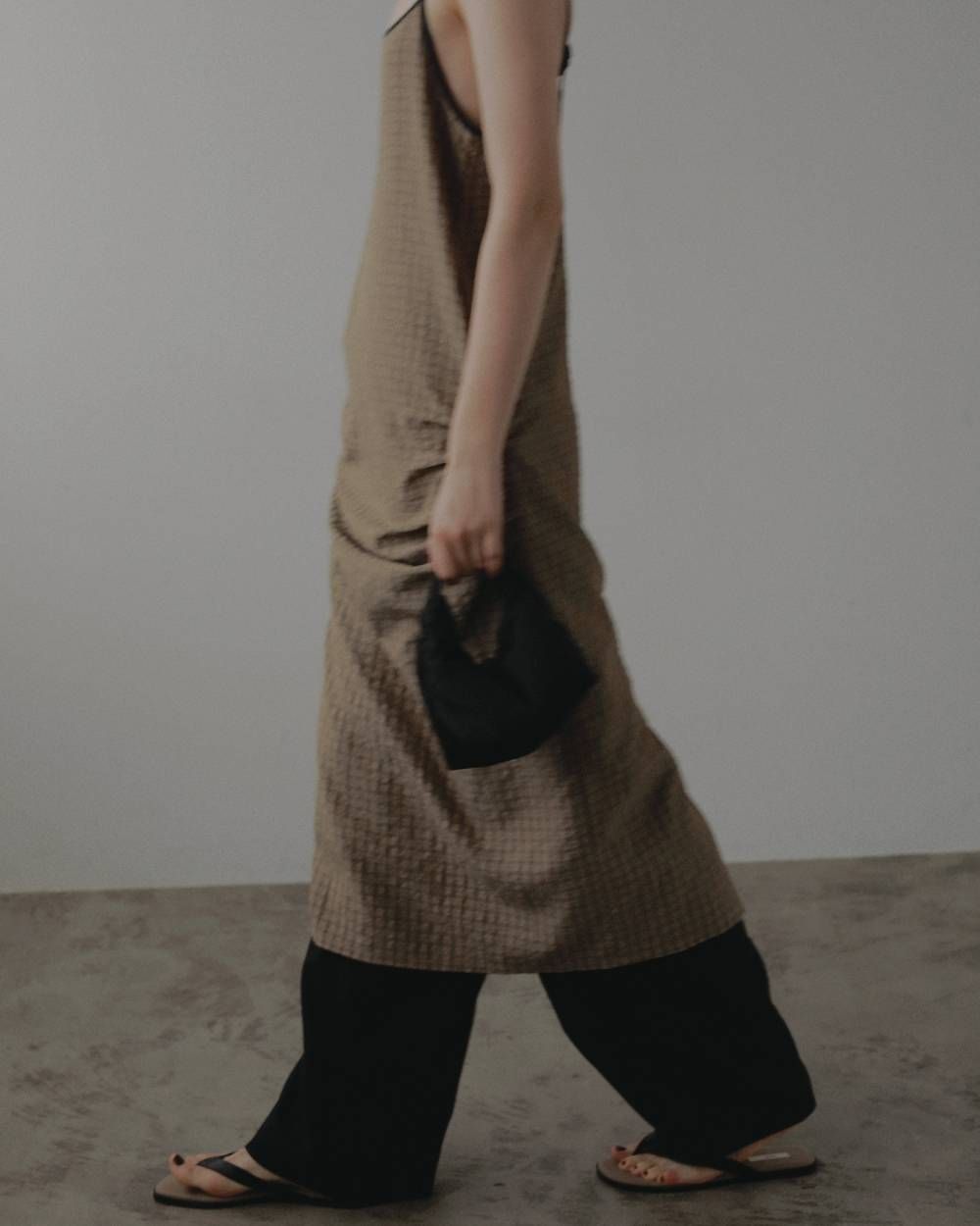 シアサッカー キャミワンピース (ベージュ) Suckercheck Cami Onepiece (Beige) / 27SS