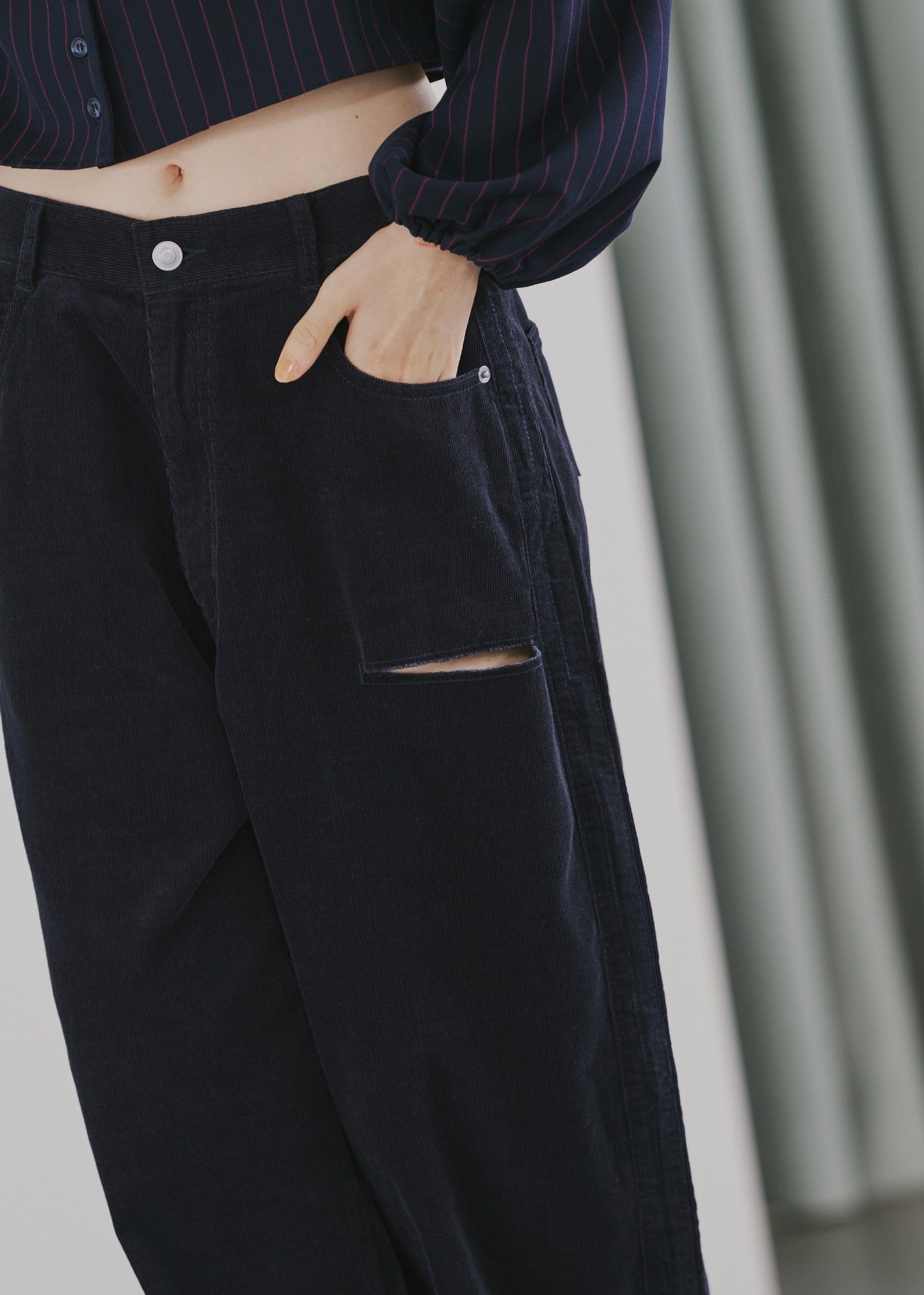 corduroy loose asymmetry notch PT / コーデュロイ ルーズノッチパンツ (ダークブルー) / 25AW /