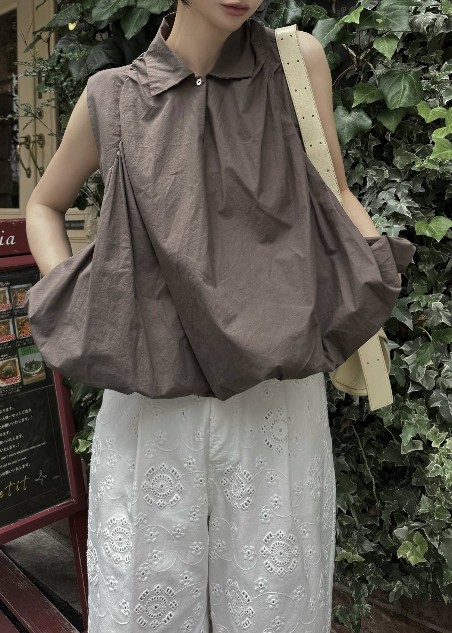 バルーンギャザー ノースリーブトップス (カフェモカ) volume balloon gather no sleeve tops (Caffe mocha) /  26SS