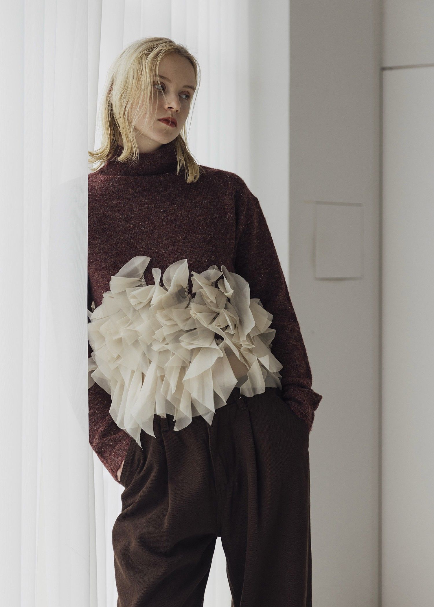 gradation frill bottleneck knit / グラデーション フリルニット (ザクロ) / 25AW