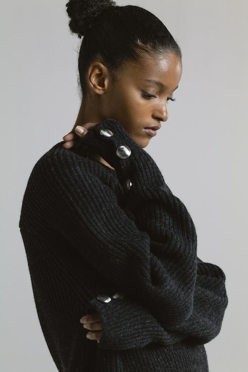 【25AW】RAGLAN CREWNECK KNIT / ラグランクルーネックニット (チャコールグレー)
