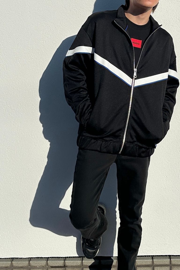 176cm 64kg 着用サイズM