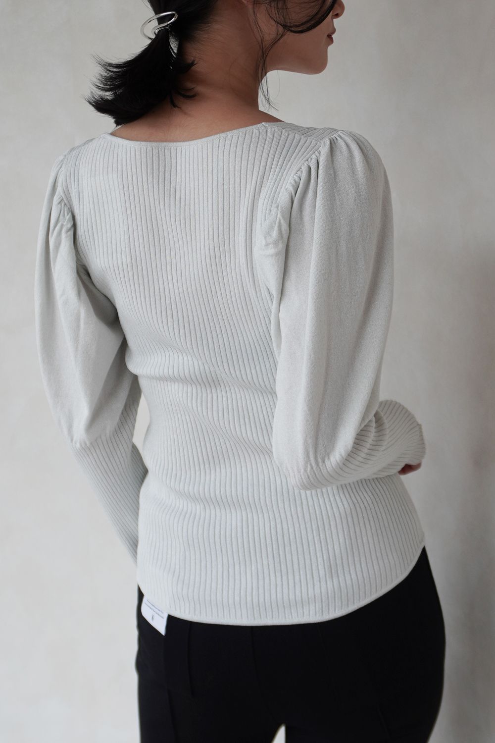 CASA FLINE - GLITTER KNIT VOLUME SLEEVE TOPS / ラメニット