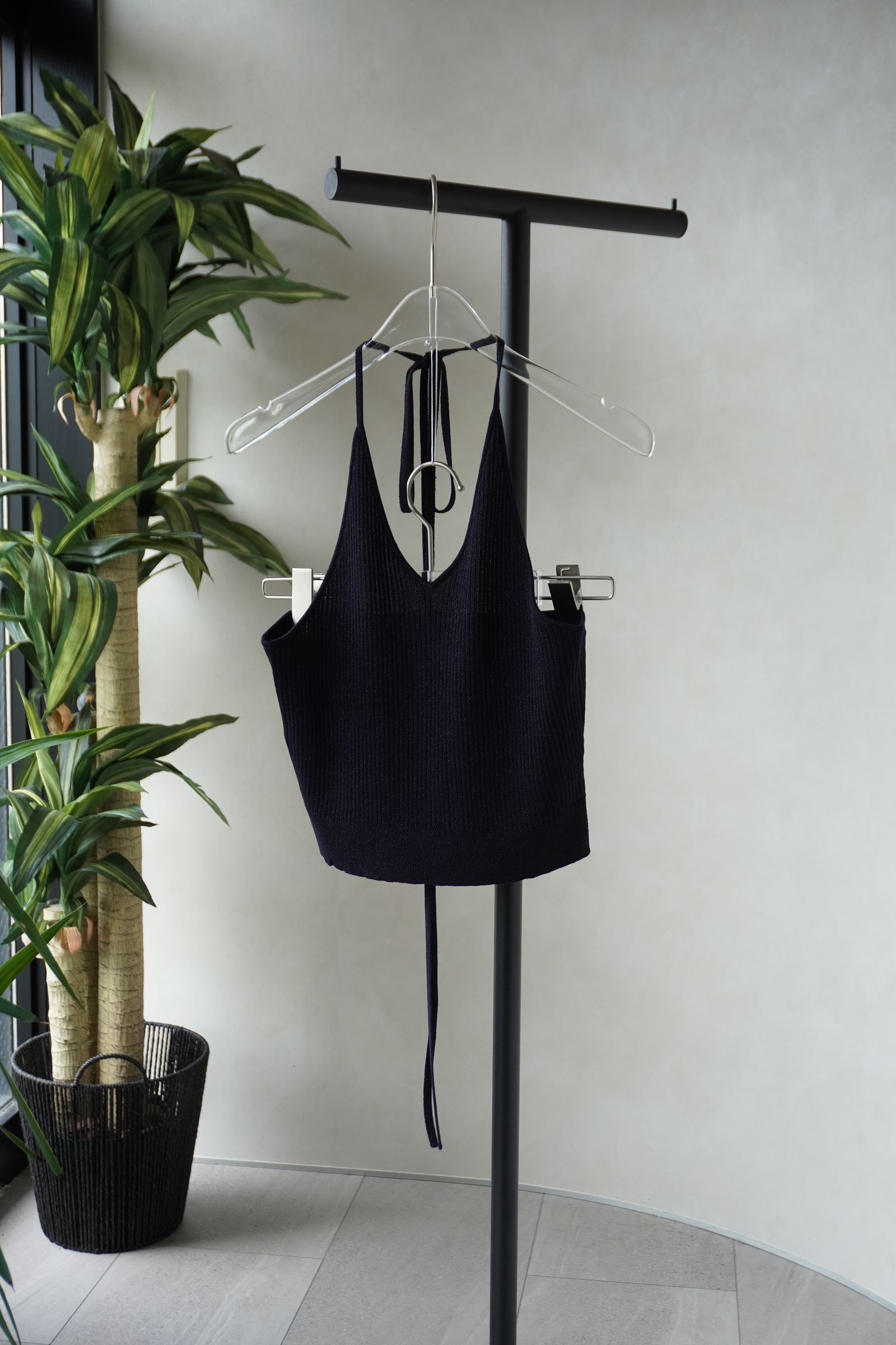 ニット ホルタービスチェ (ネイビー) knit halter bustier (Navy) /  26SS