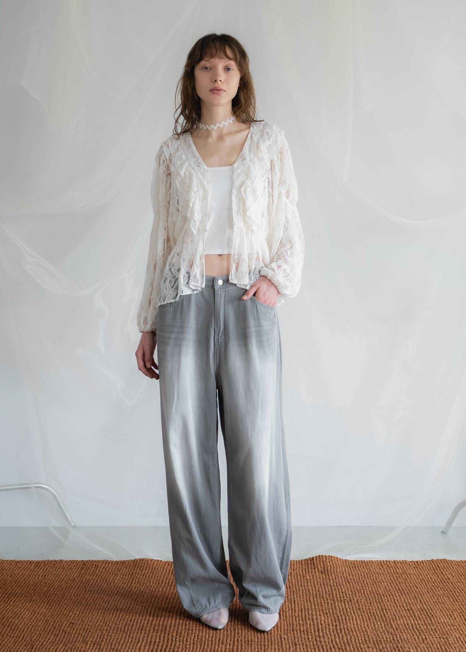 ボリュームスリーブ レースブラウス (ナチュラル) tiered frill neck volume sleeve lace BL (Natural) /  26SS