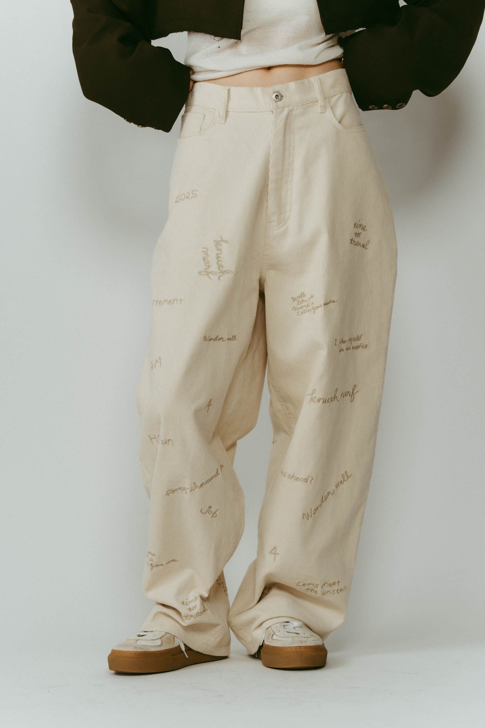 embroidered corduroy pants / レタリング刺繍 コーデュロイパンツ (アイボリー) / 25AW