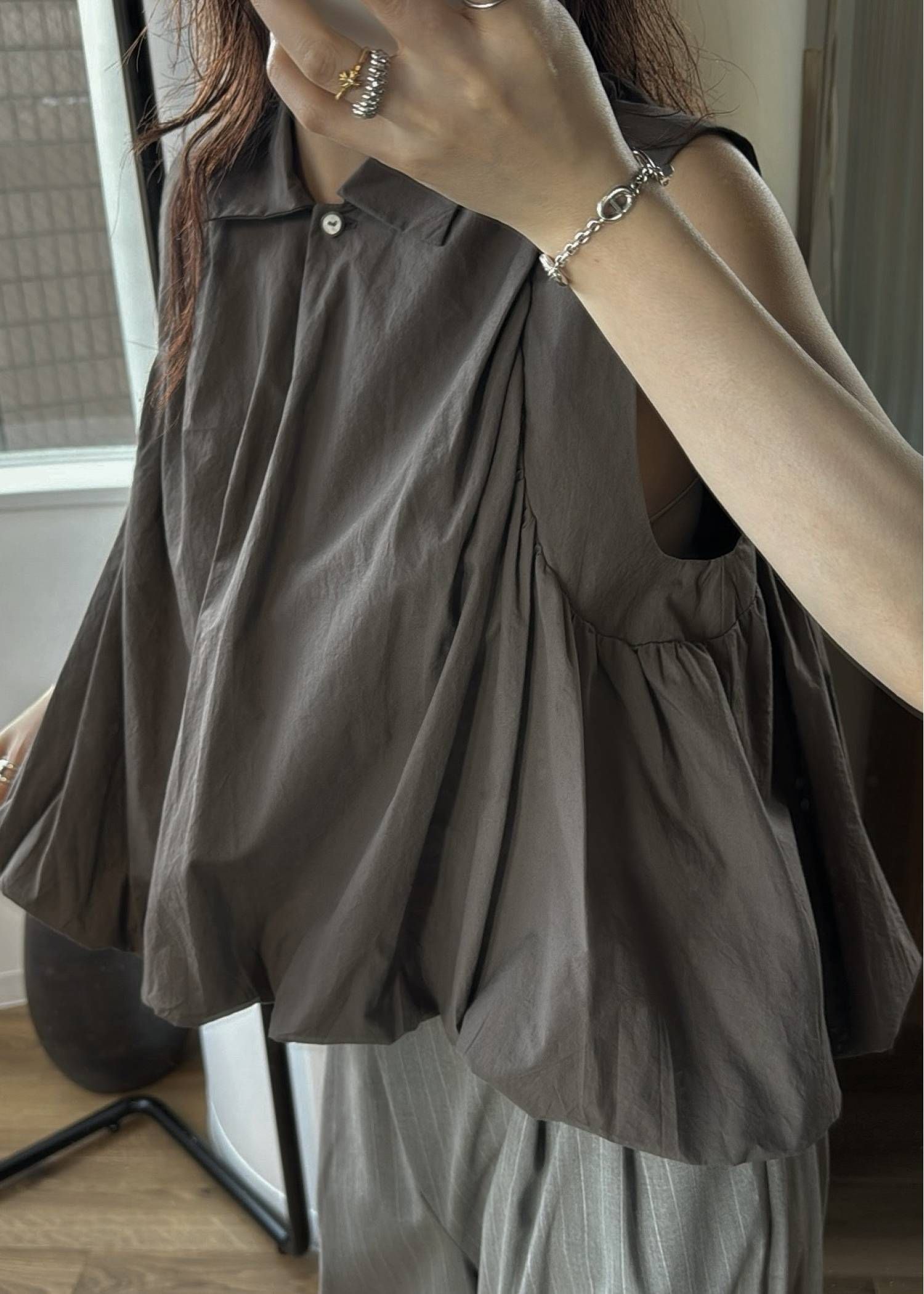 バルーンギャザー ノースリーブトップス (カフェモカ) volume balloon gather no sleeve tops (Caffe mocha) /  26SS
