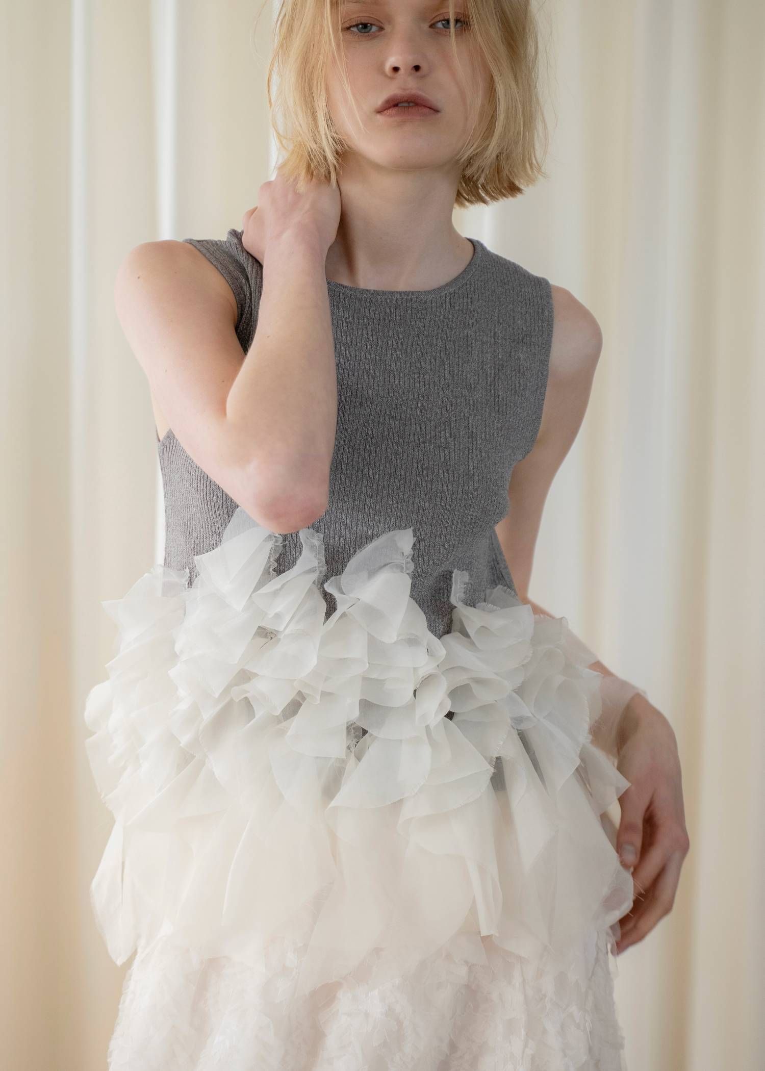 グラデーションフリル ノースリーブニット (ミックス) gradation frill no sleeve knit (Mix) /  26SS