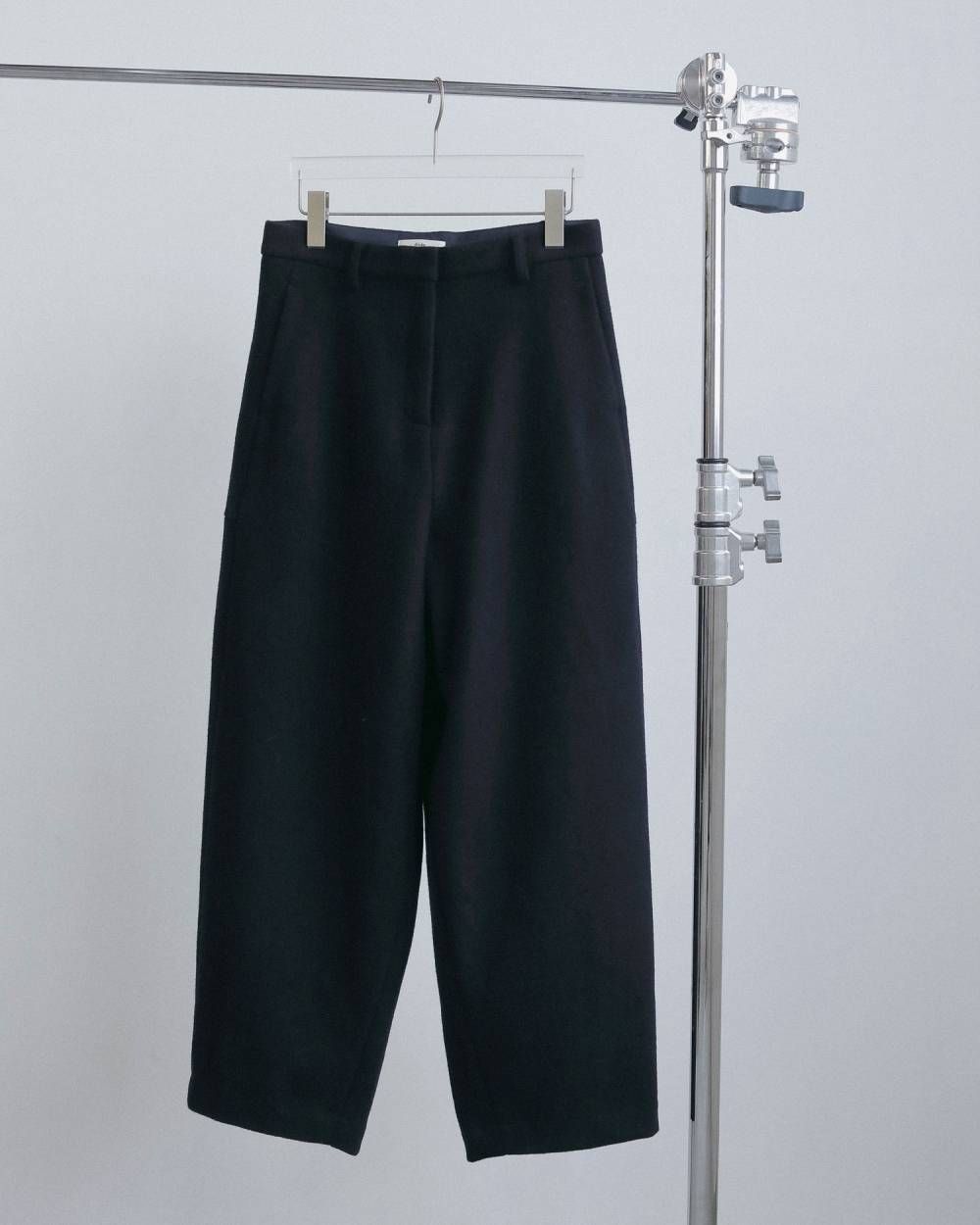 ウールコクーンパンツ (ネイビー) Wool Cocoon Pants (Navy) / 26AW 【6月29日まで期間限定予約】