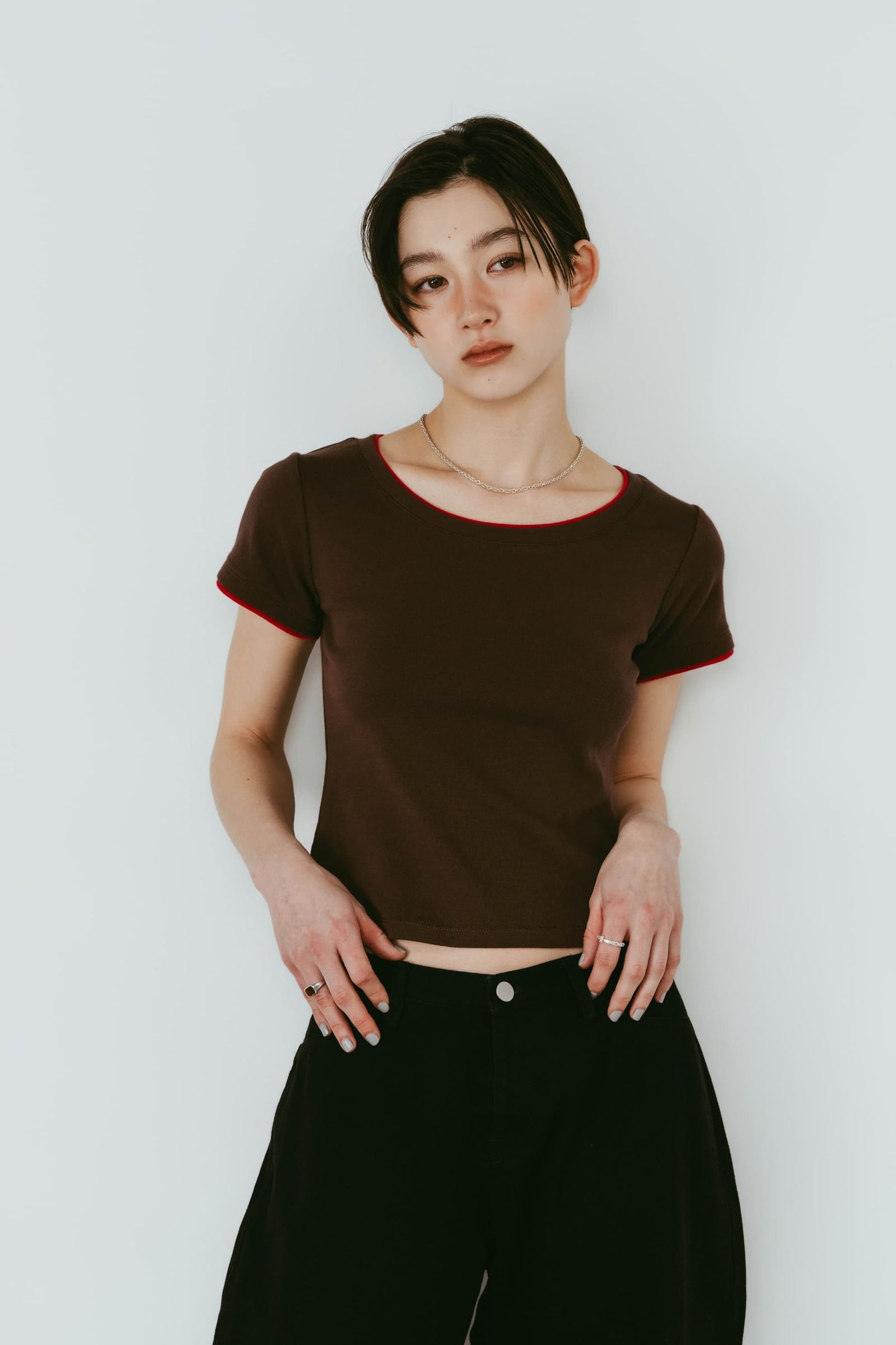 レイヤード クルーネックTシャツ (ブラウン) layered crewneck tee (Brown) /  26SS