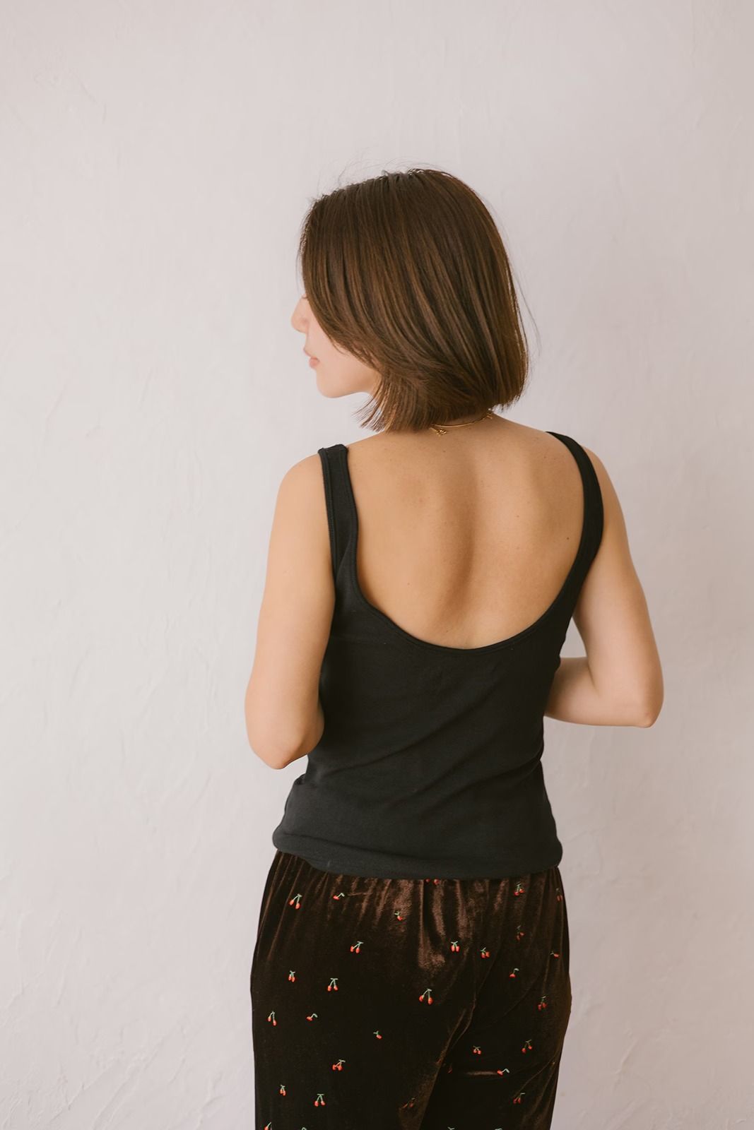 スクエアネックカップインタンクトップ (ブラック) Square Neck Tank Top (Black) /  26SS