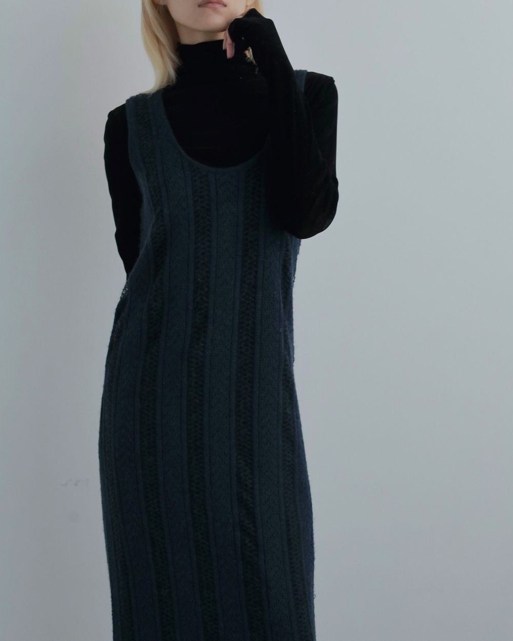 【25AW】Velour Tie Tops / ベロアタイトップス (ブラック)