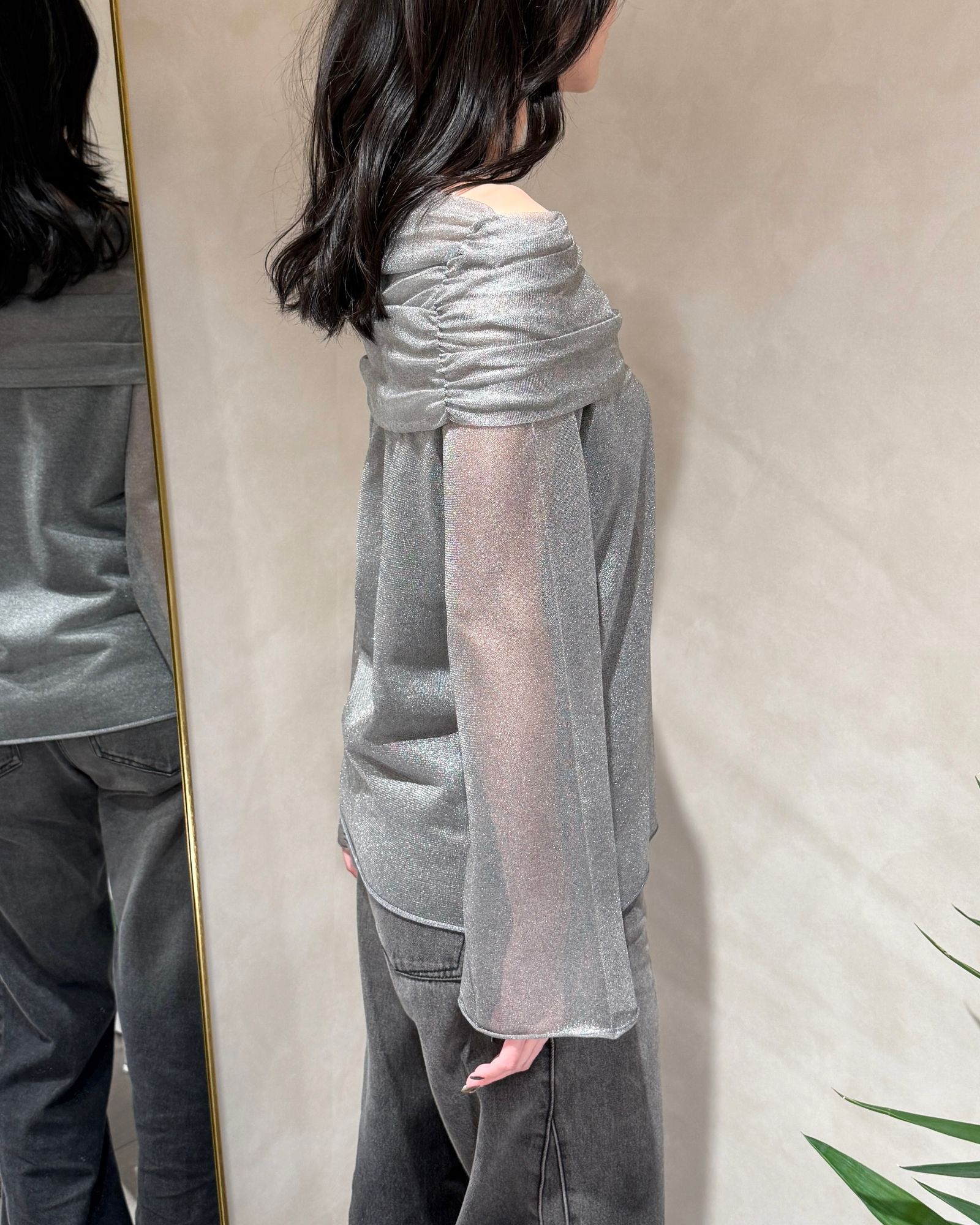 SHEER OFF SHOULDER KNIT / シアー オフショルダーニット (シルバー)