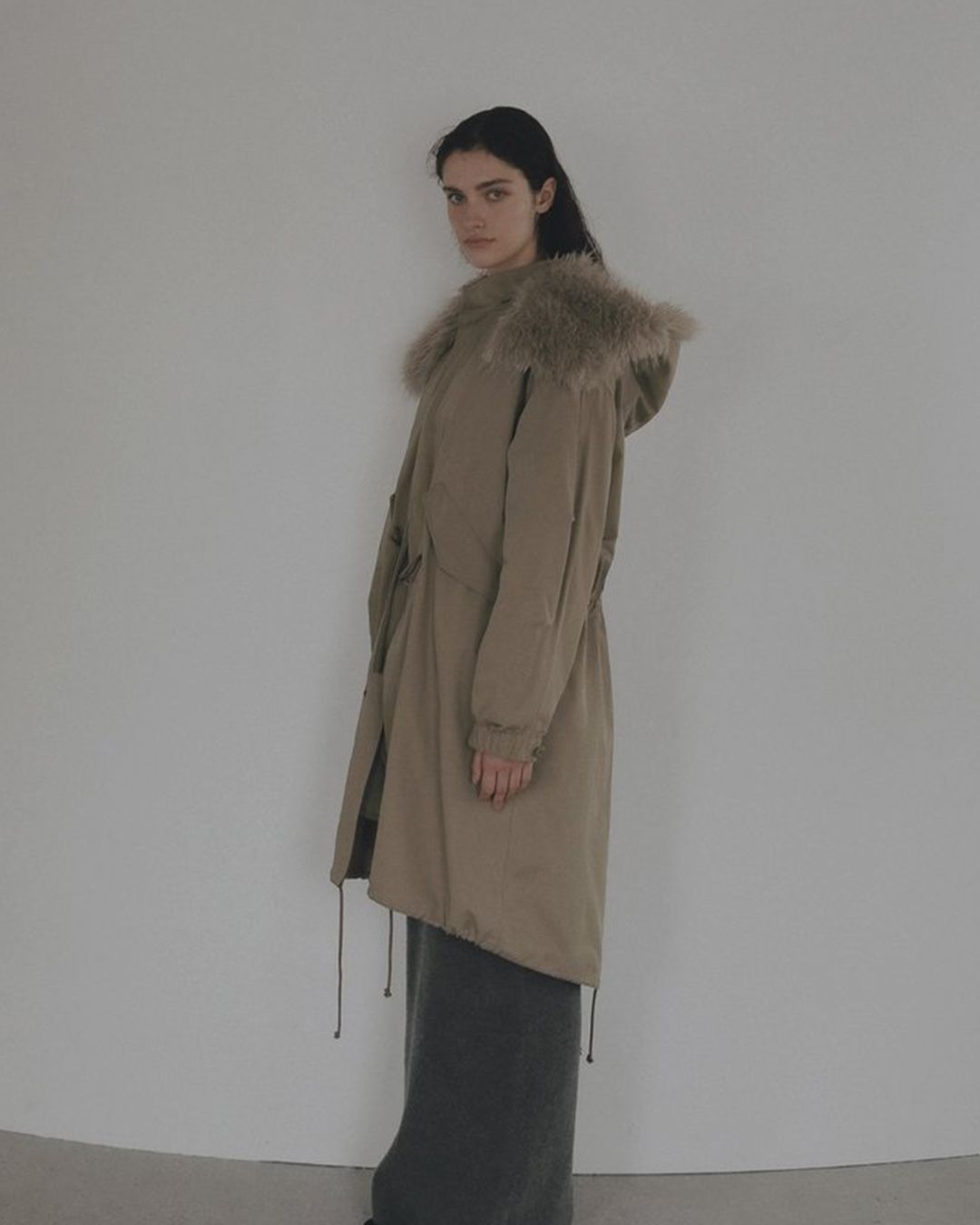 【先行予約】【25TH-20】モッズコート (ペールカーキ) M-65 Mods Coat (Pale Khaki) /  エコファー  /  フェイクファー 【受注期間6/14 23:59まで】