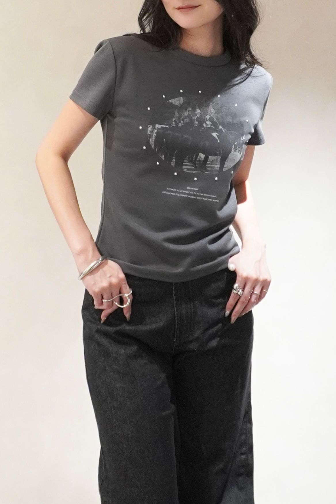 スタッズコンパクトTシャツ (チャコール) studded compact tee (Charcoal) /  26SS
