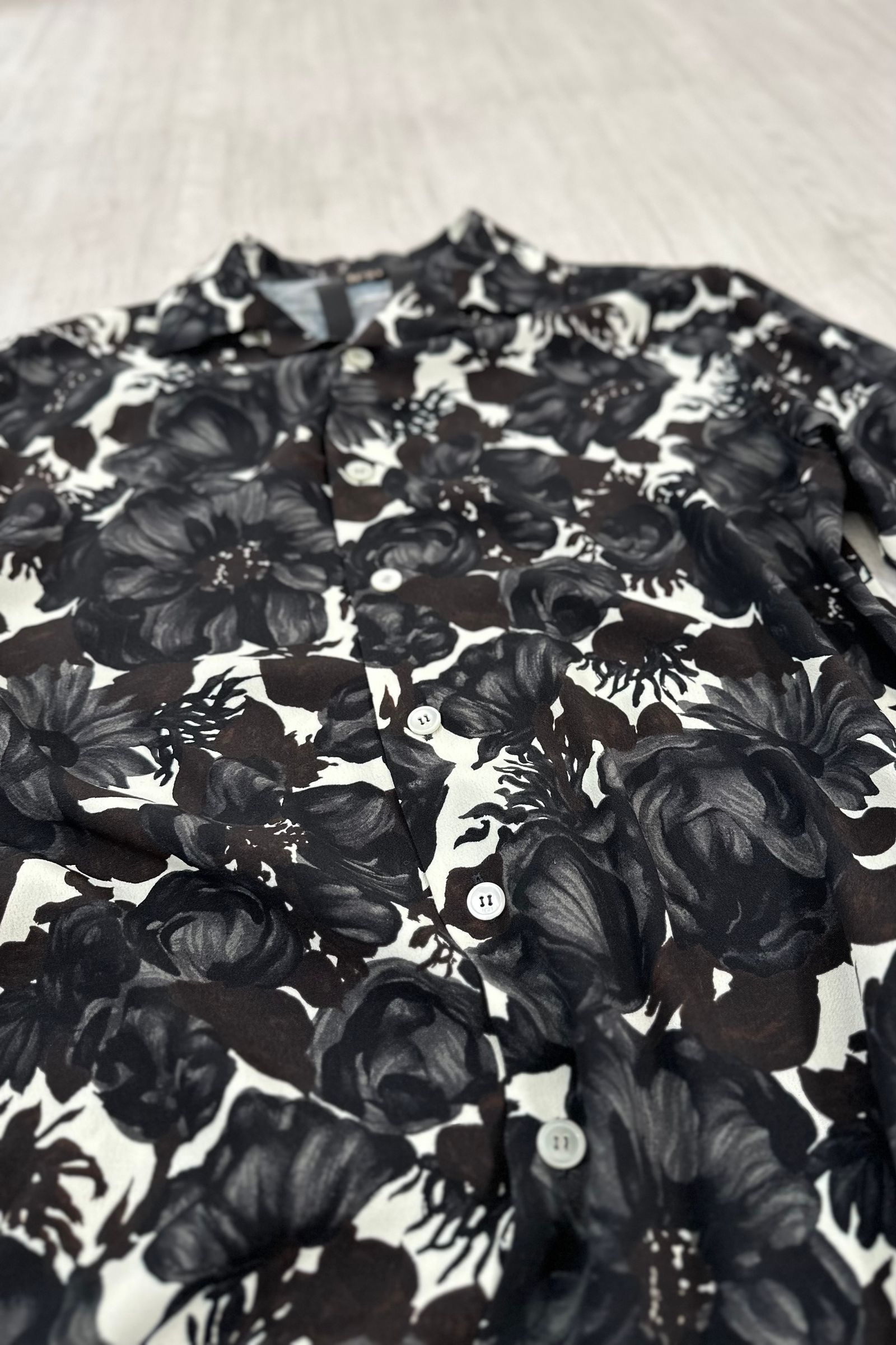 N°21 - FLORAL DESIGN OPEN COLLAR SHIRT / フラワーオープン