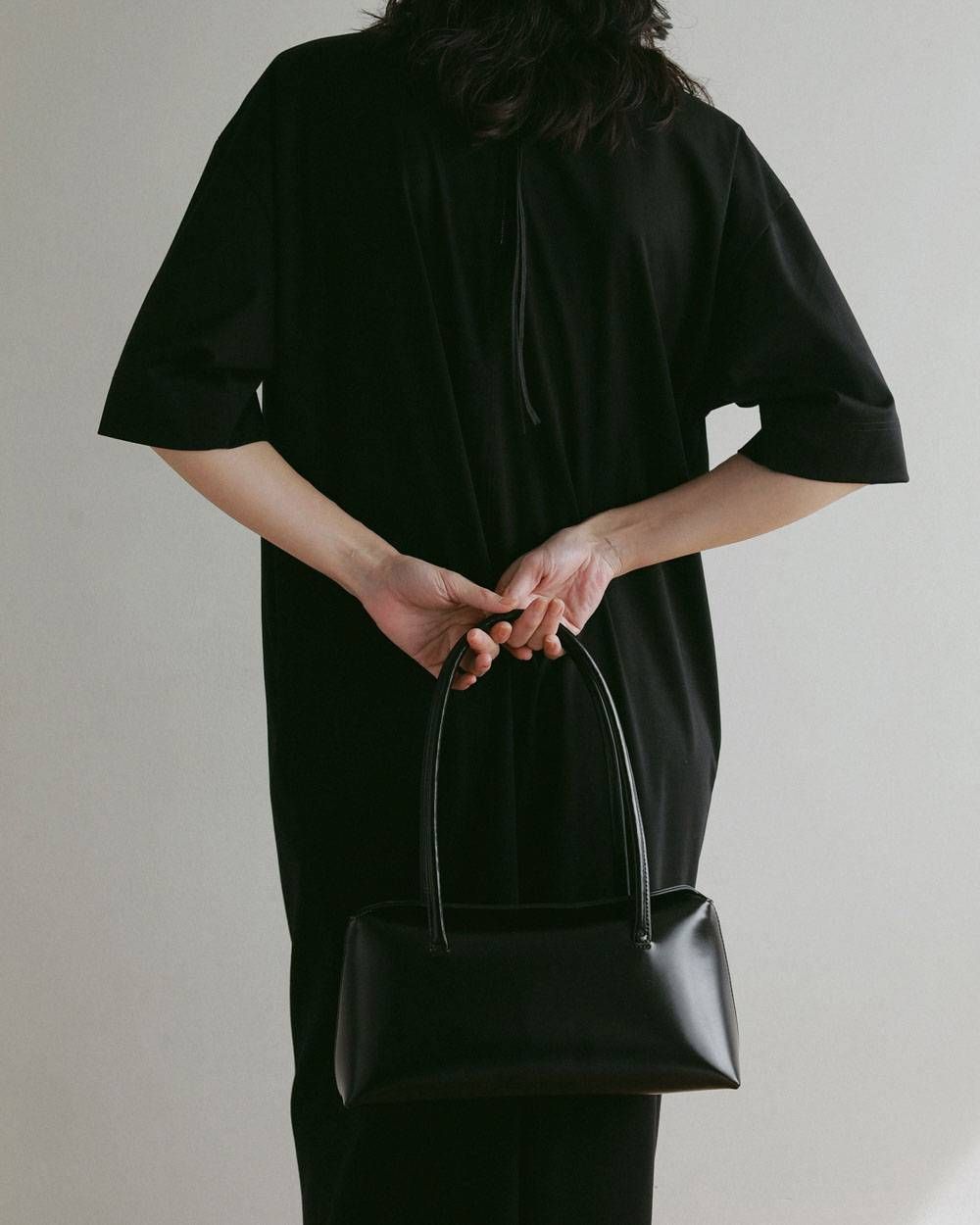 レザーボストンバッグ (ブラック) Leather Boston Bag (Black) / 27SS