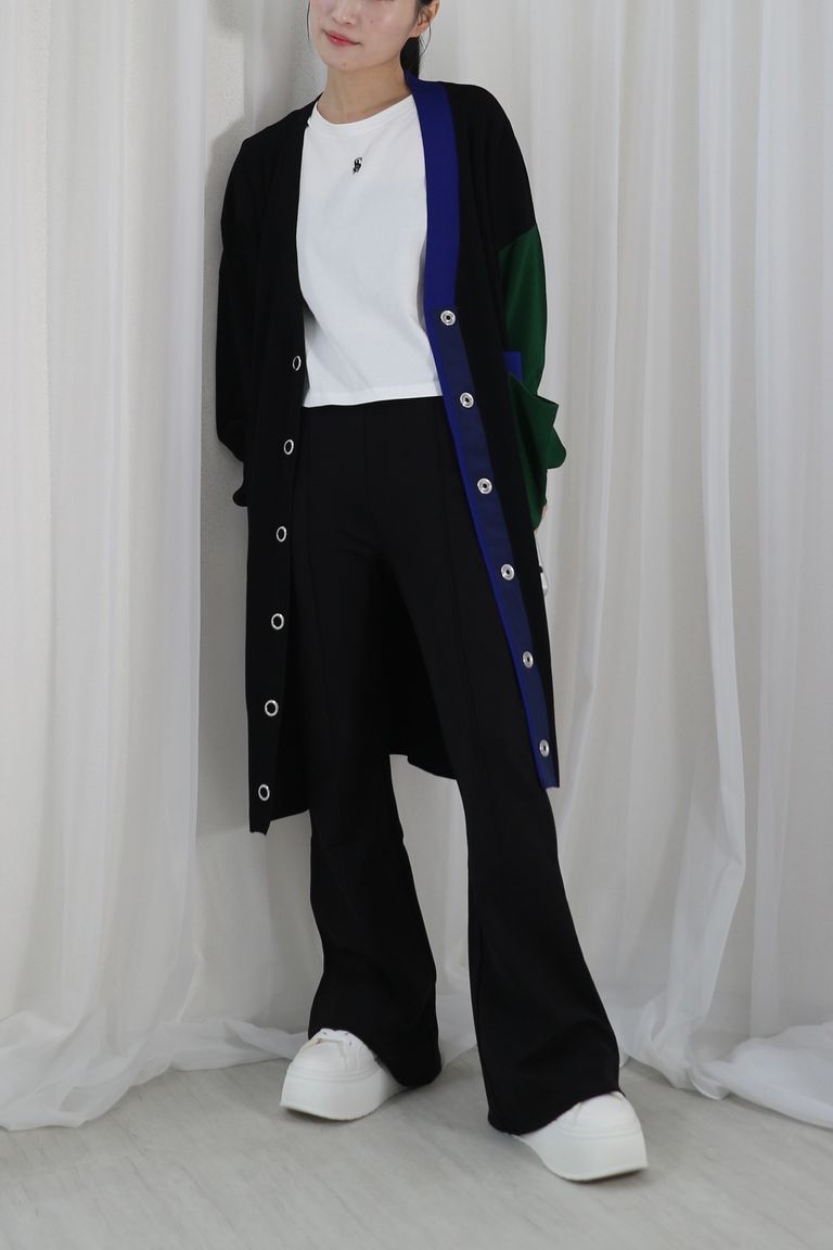 156cm 着用:フリー (店内照明)