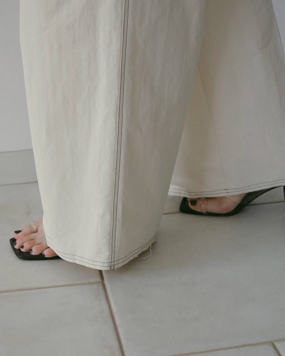 サスペンダー ワイドパンツ (アイボリー) Suspenders Wide Pants (アイボリー) / 26SS