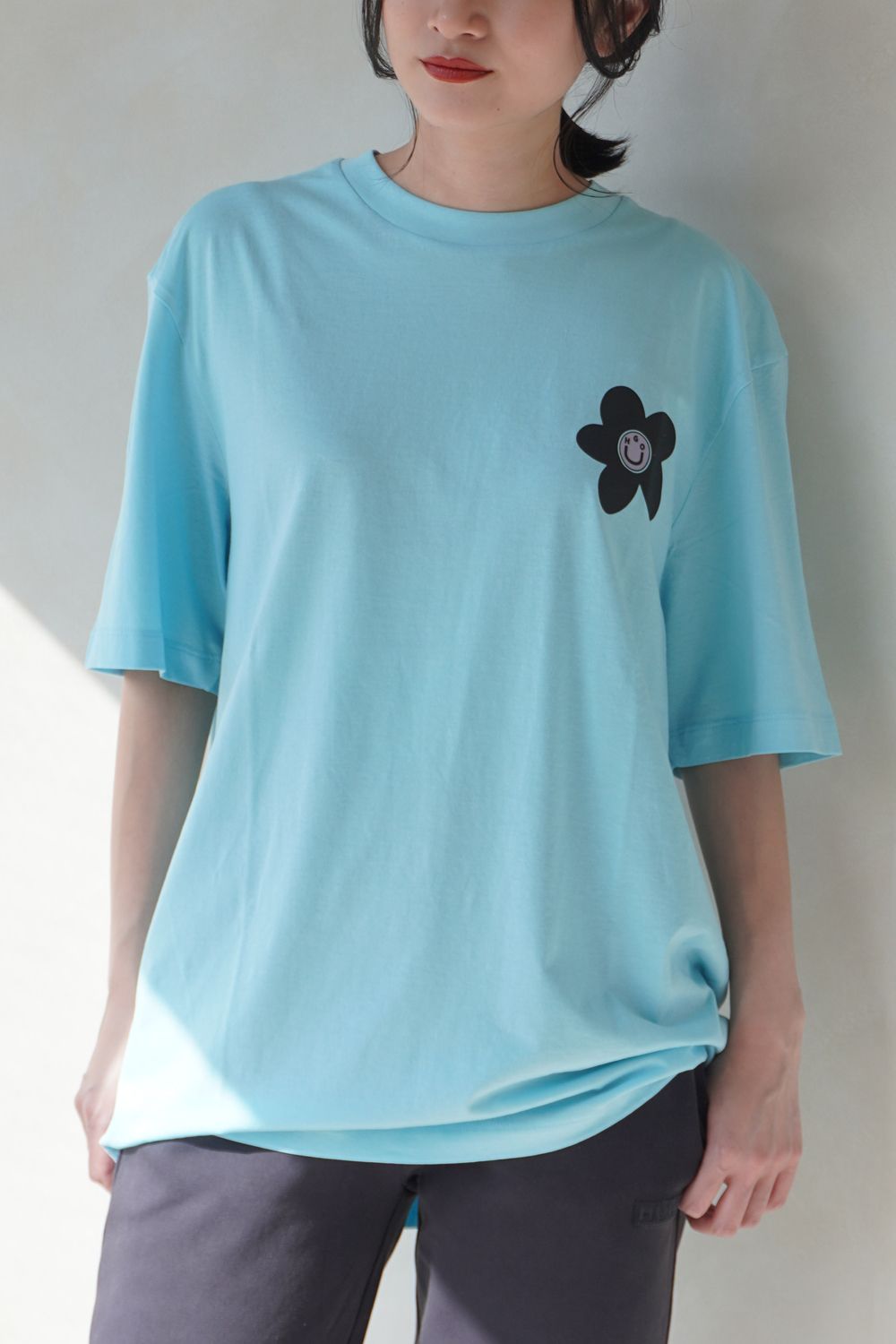 HUGO - 【HUGO BLUE】フラワープリントTシャツ (ホワイト
