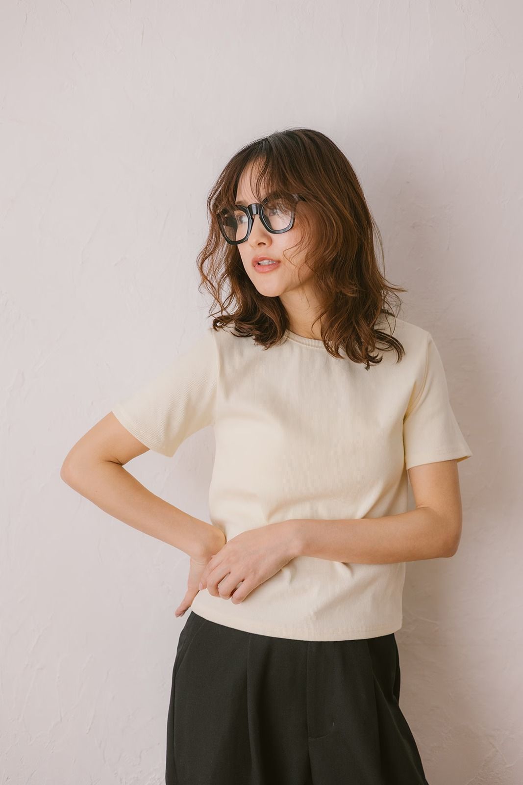 ベーシックスリムハーフスリーブTシャツ (バター) Basic T-shirt (Butter) /  26SS
