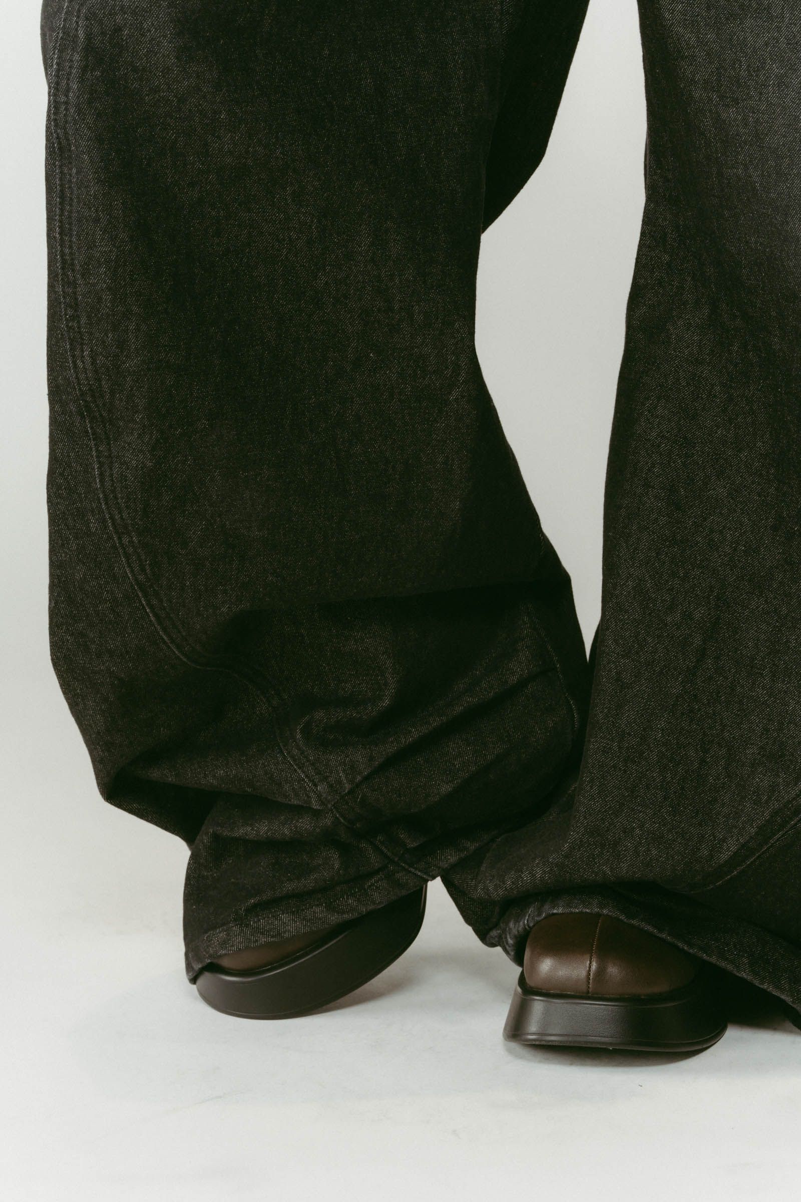 tuck design denim pants / タックデザインデニムパンツ (デニムブラック) / 25AW