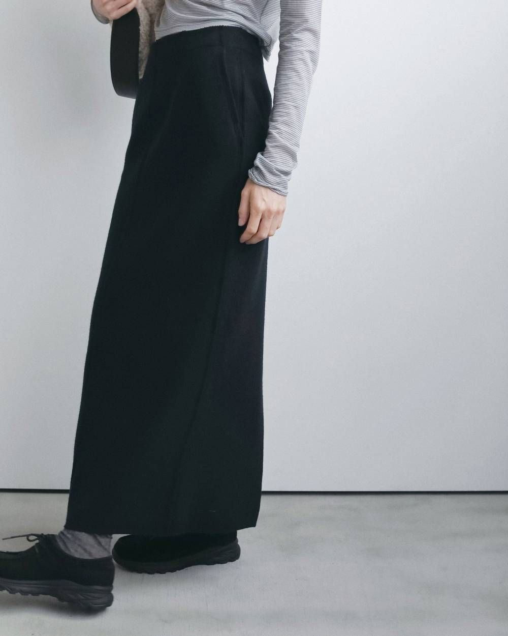 ウールカットオフスカート (ネイビー) Wool Cutoff Skirt (Navy) / 26AW 【6月29日まで期間限定予約】