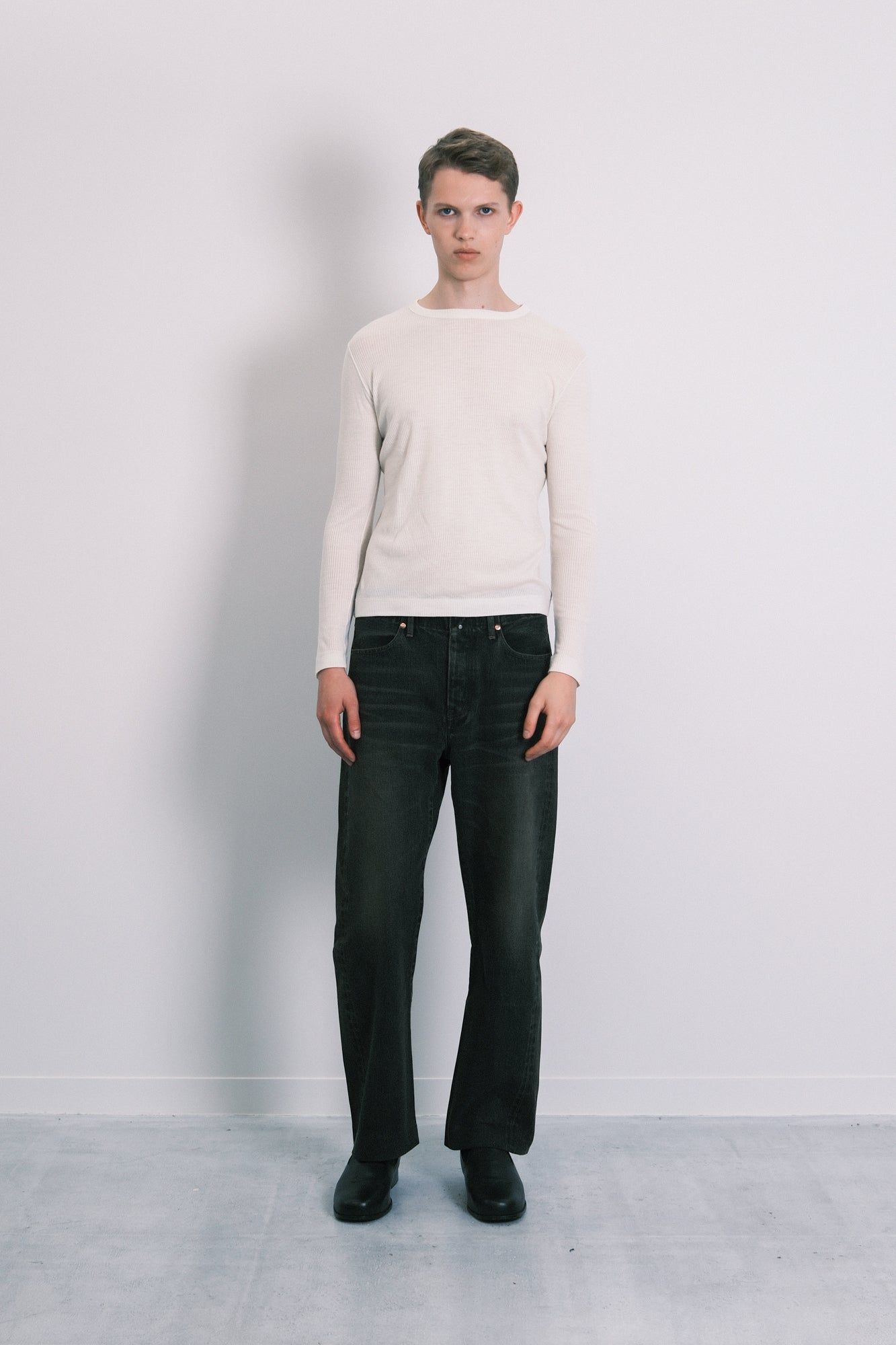 ニュークラシック ジーントラウザーズ (ダスティブラック) NEW CLASSIC JEAN TROUSERS (Dusty black) /デニムパンツ / ジーンズ / メンズ / ユニセックス