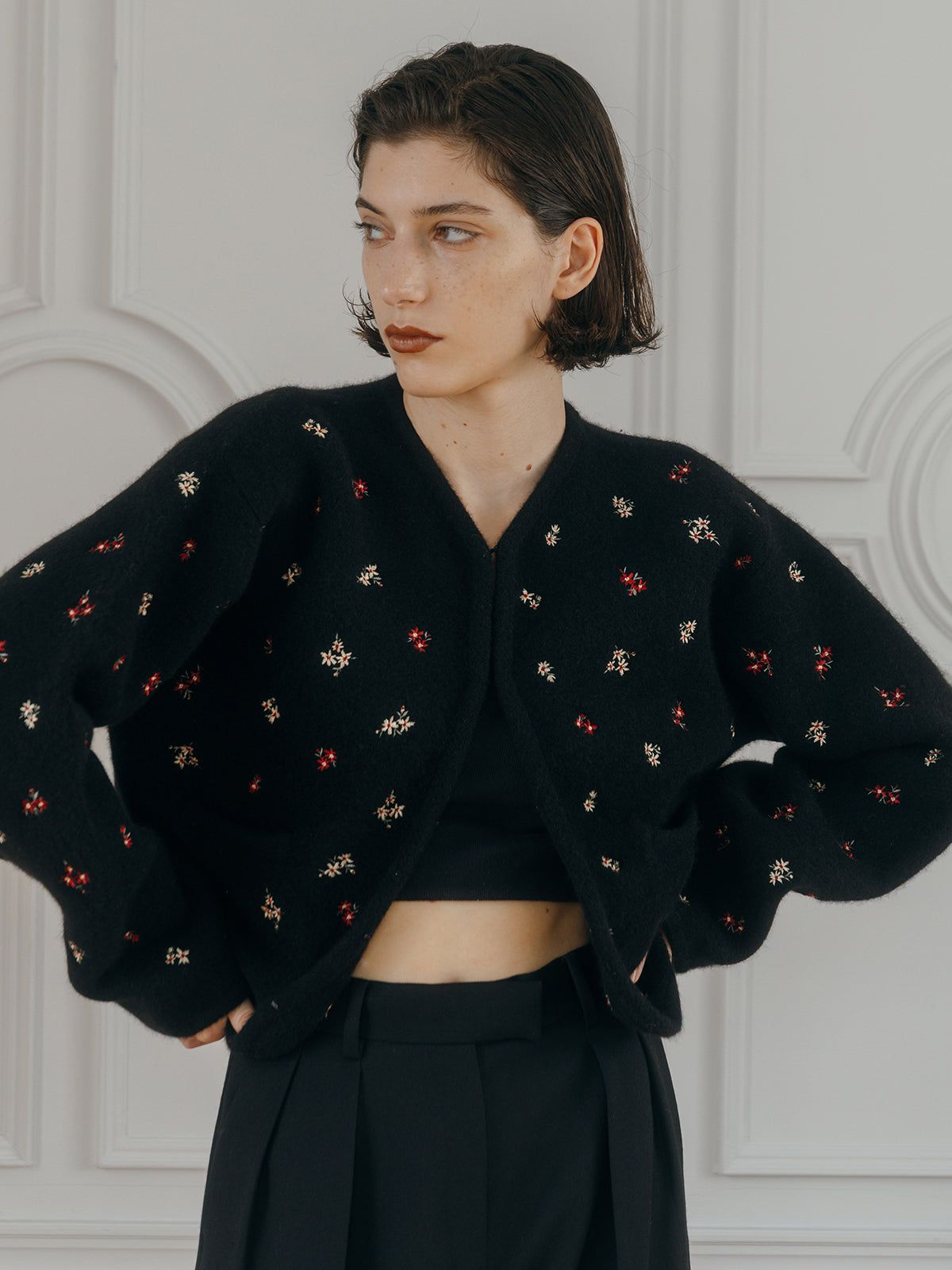 【25AW】FLOWER EMBROIDERY KNIT JACKET / フラワーエンブロイダリー ニットジャケット (ブラック)
