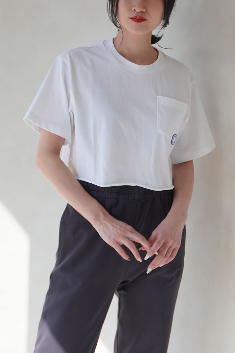 163cm 着用:XS (自然光)
