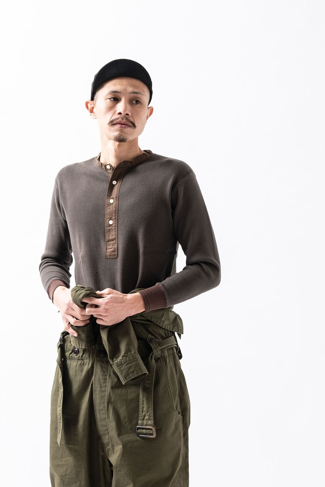 HENLEY NECK AMISH UNDER WEAR (SOLDIER GREEN)