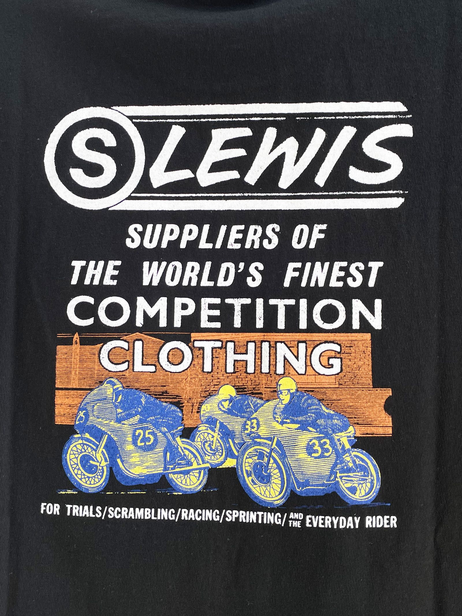 "S LEWIS" T-SHIRT (BLACK)