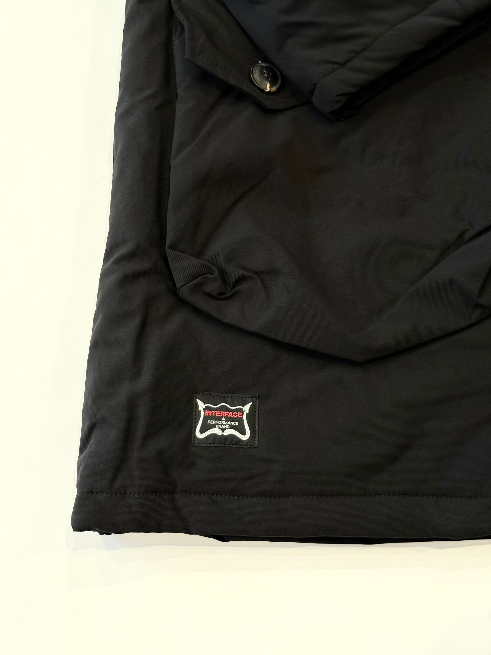 PADDED NYLON MIDDLE COAT / BLACK