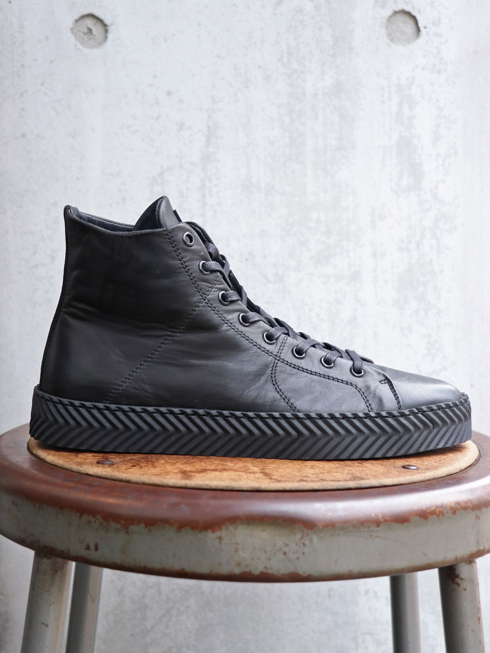 GO FASTER HIGH (BLACK)