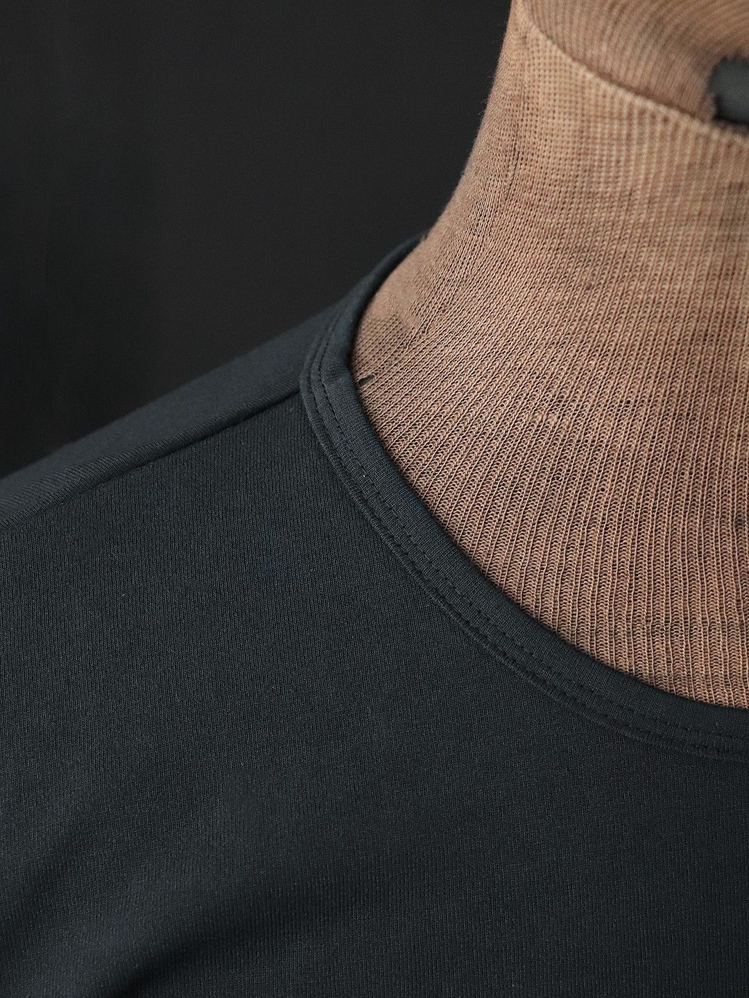 BS HENRY NECK COOLING UNDERWEAR (MIDNIGHT BLACK)