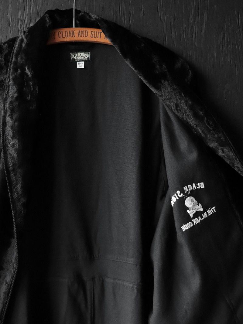 BLACK SIGN - VAMPIRE COAT（SHINE BLACK) | SKANDA