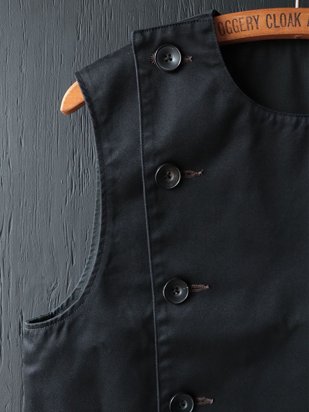 BLACK CHINO DOUBLE BREASTED SWINDLER VEST (MIDNIGHT BLACK)