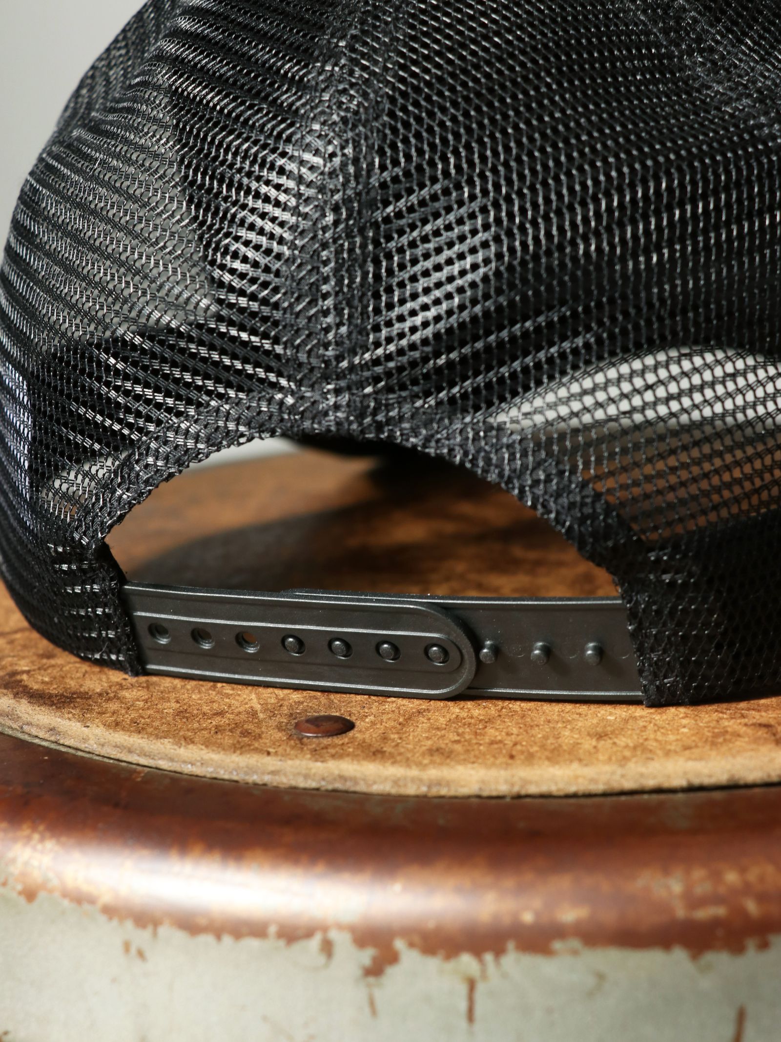 【即日発送可能】LEWIS LEATHERS MESH CAP (BLACxWHITE)